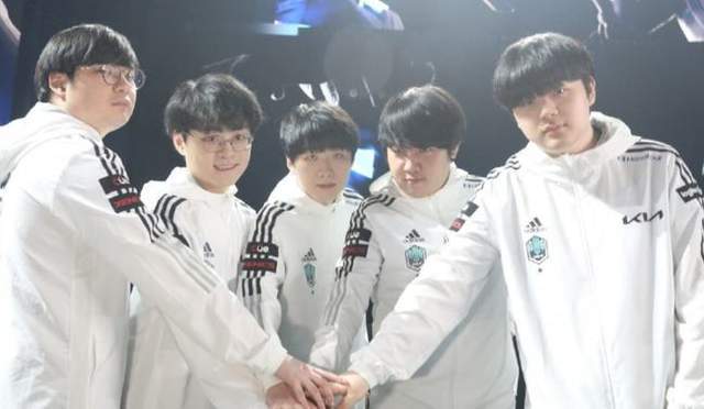 经为他设定 经为他设定