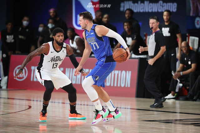 了英雄的地 了英雄的地