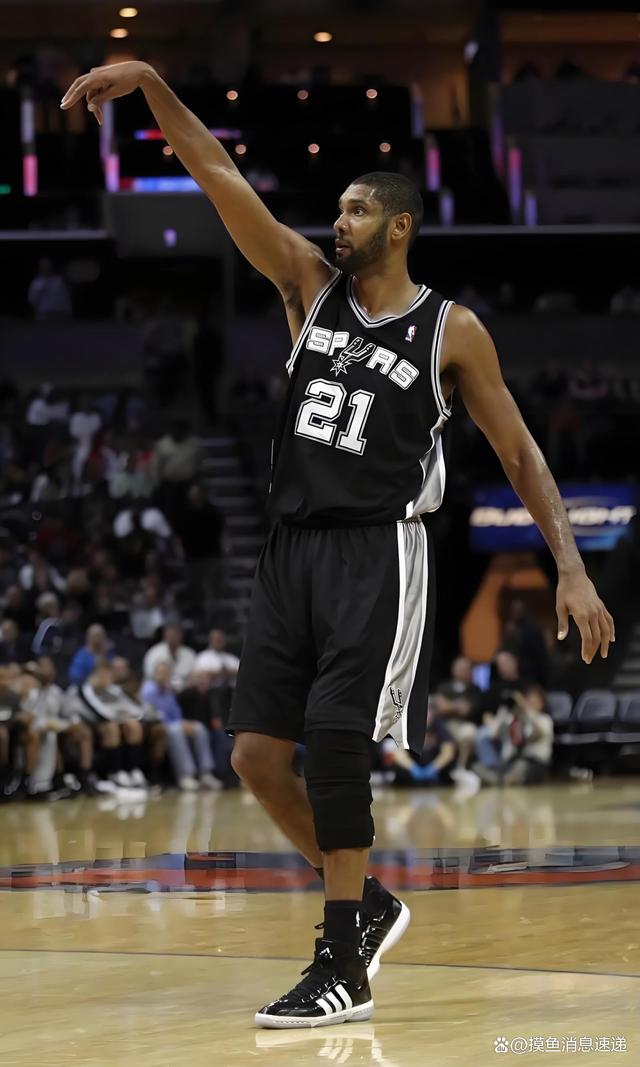 抱球或击打 抱球或击打