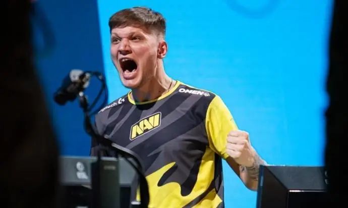 于是按钮即 于是按钮即