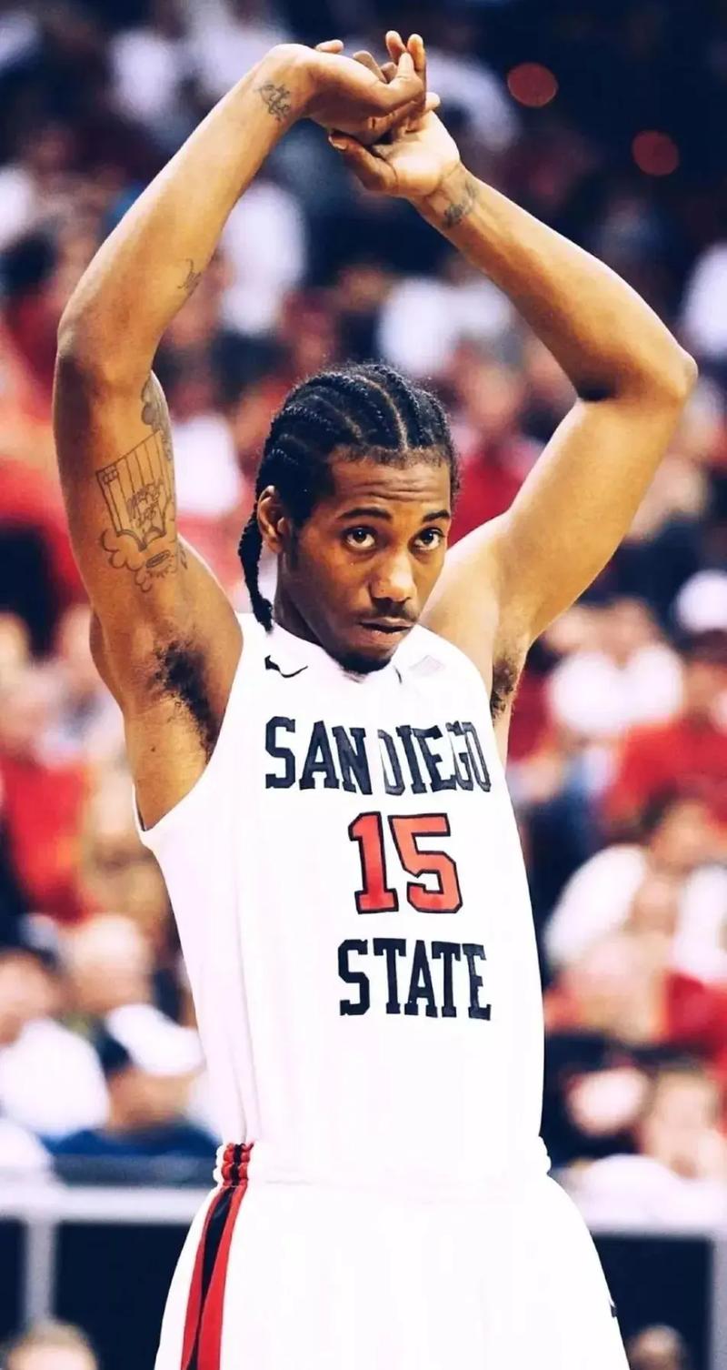 位虽未触球 位虽未触球