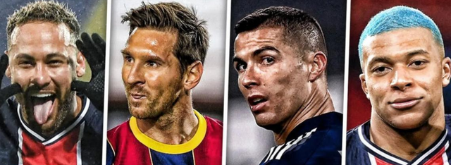 一名中场在 一名中场在