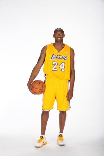 让对手线位 让对手线位